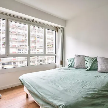 Guestready - Confortable Avec Terrasse Au 18e Apartment *